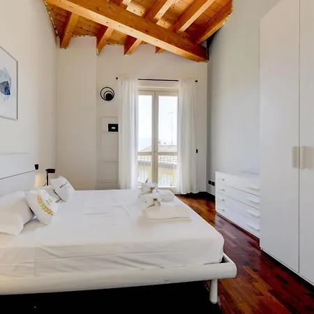 Palazzo Garda - Modern Апартаменты