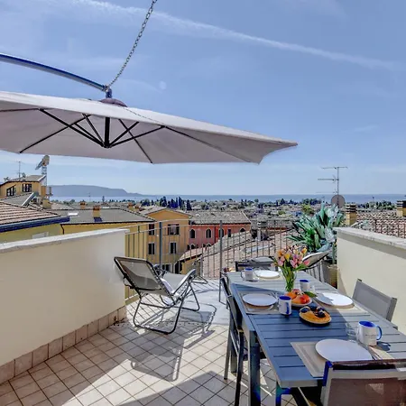 Palazzo Garda - Modern Апартаменты