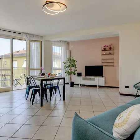 Palazzo Garda - Modern Тосколано-Мадерно